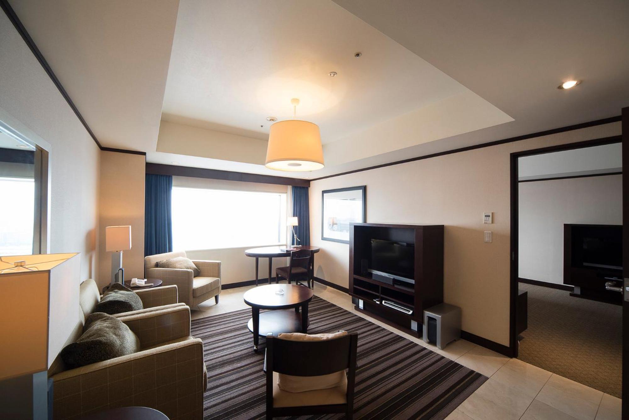 Ana Crowne Plaza Okayama By Ihg Hotel Buitenkant foto