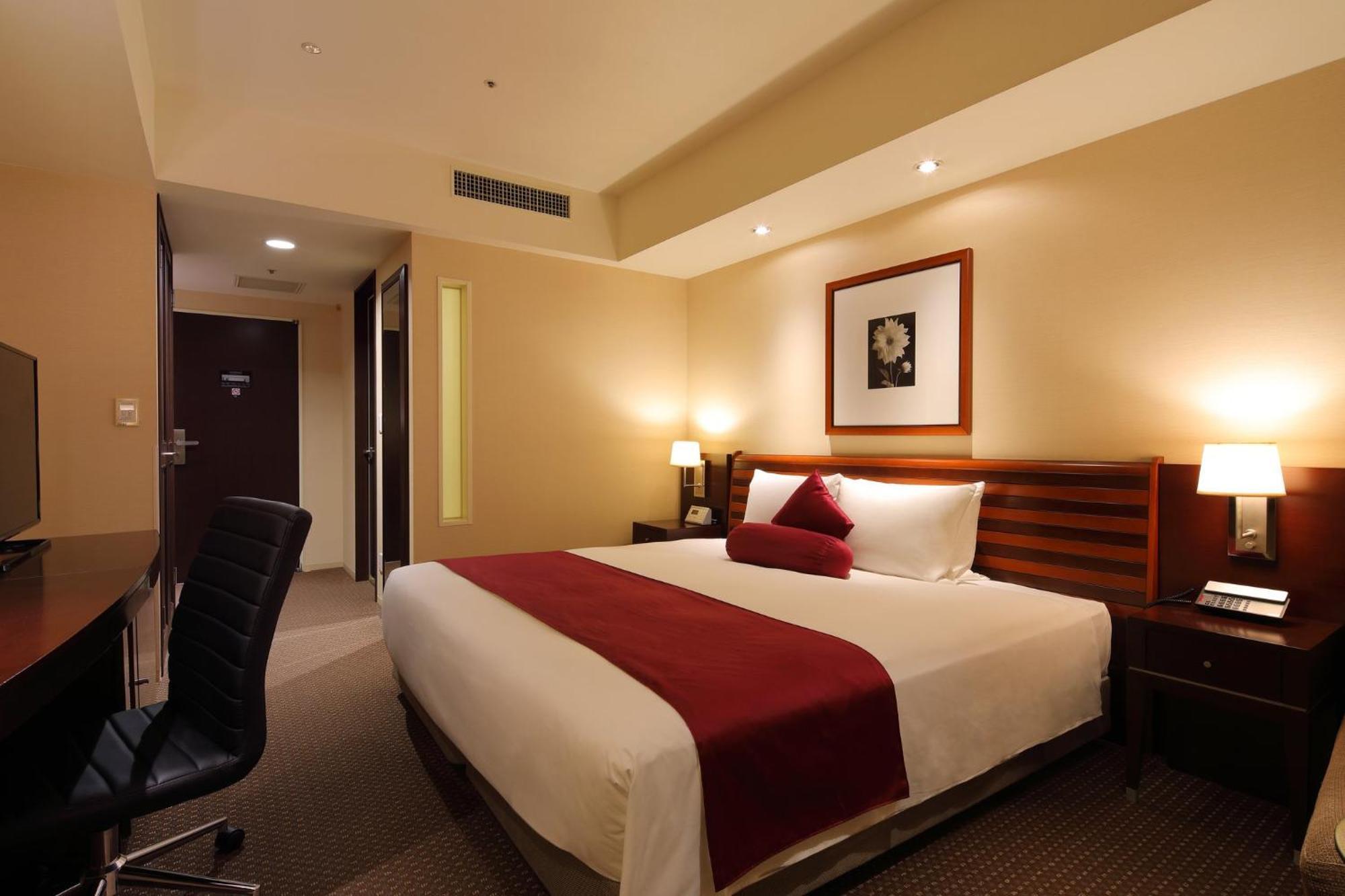 Ana Crowne Plaza Okayama By Ihg Hotel Buitenkant foto
